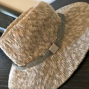 Neutral Hat
